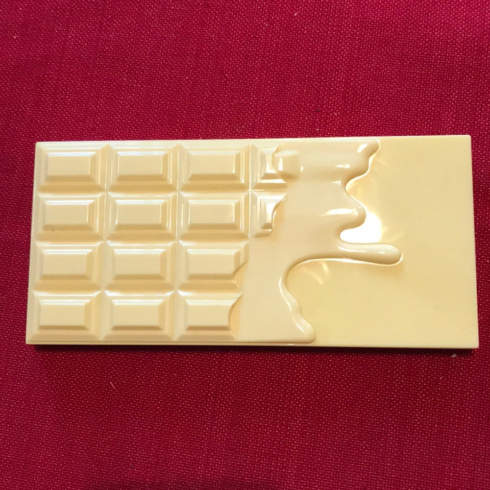 Makeup Revolution Naked Chocolate Palette
